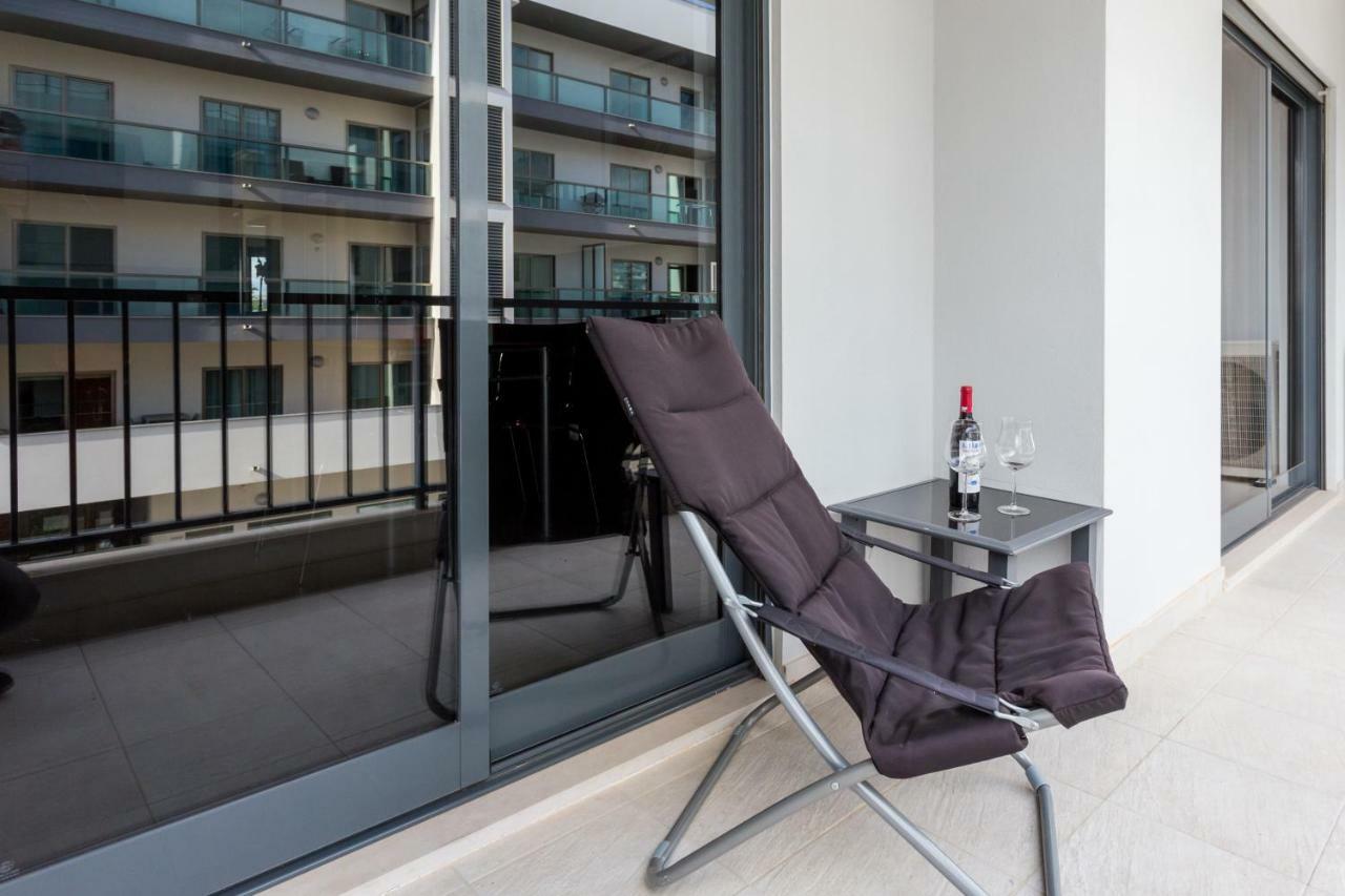 Lagos Marina Apartment With Pool & Gym Екстер'єр фото